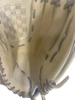 Used Easton GHOST NX RH Throw Fastpitch Gloves White 12 1/2