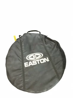 Used Easton POP UP NET Field Equipment