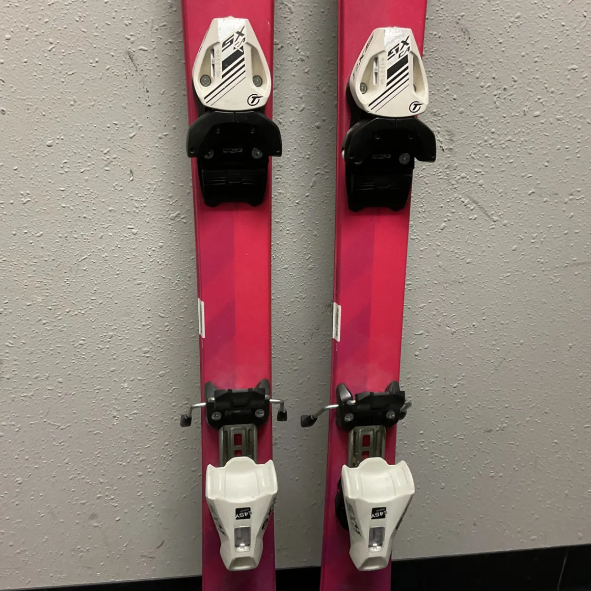 Used Elan LIL MAGIC Girls DH Ski/Binding Pink 130 cm