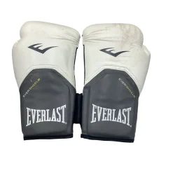 Used Everlast Boxing Gloves White M/L