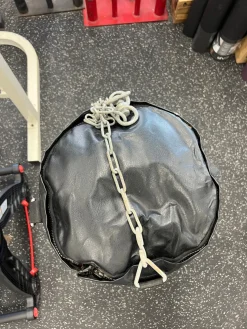 Used Everlast TA.50 Boxing Heavy Bag Black 50 lb
