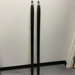 Used Fischer RCS SPRINT CROWN Boys XC Ski/Binding Yellow 140 cm