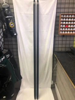 Used Fischer SC CLASSIC Mens XC Skis Only White 197 cm