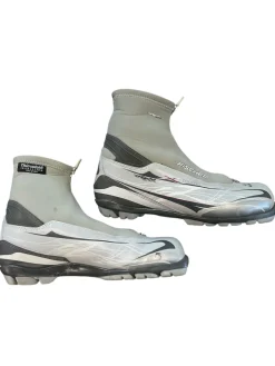 Used Fisher MY STYLE Mens NNN XC Ski Boots None M 08 / W 08.5-09