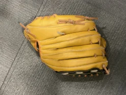 Used Franklin FIELD MASTER BB/SB Glove RH Throw Beige 12"