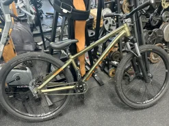 Used HARO THREAD ONE Mountain Bike Mens Dark Green 43-47cm - 17-18