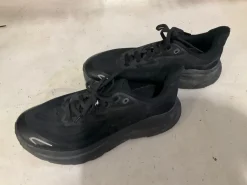 Used Hoka Running/X-Train Shoes Y
