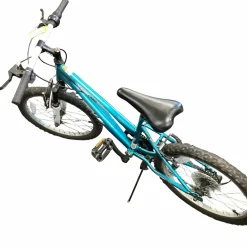 Used Huffy HIGHLAND Mountain Bike Girls Carolina Blue 20
