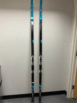 Used INOVIK CLASSIC 500 SKIN Mens XC Ski/Binding 205 cm