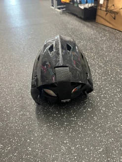 Used Itech EXPIRED PROFILE 2500 Junior Goalie Helmet/Mask Black One Size