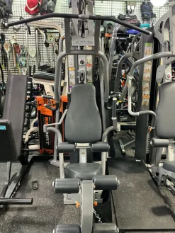 Used Life Fitness G4 Home Gym w/Plates