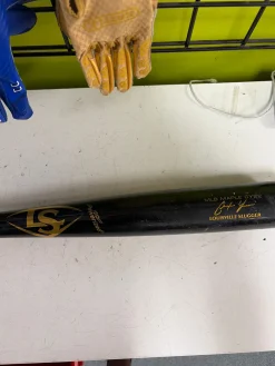 Used Louisville Slugger MAPLE CHRISIAN YELICH MODEL BB/SB Wood Bat 33