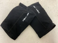 Used McDavid HEX TECHNOLOGY KNEE SLEEVES Black