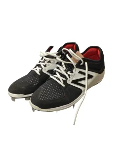 Used New Balance DATA DRIVEN PLATFORM BB/SB Cleats Black Youth 11.5