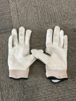 Used Nike BB/SB Batting Gloves White SM