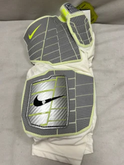 Used Nike NIKE PRO COMBAT FB Girdles White SM