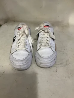 Used Nike Running/X-Train Shoes W