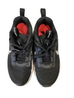 Used Nike Running/X-Train Shoes Y