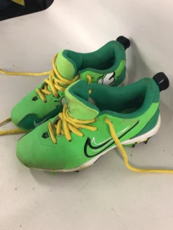 Used Nike TROUT GREEN BB/SB Cleats Green Junior 01.5