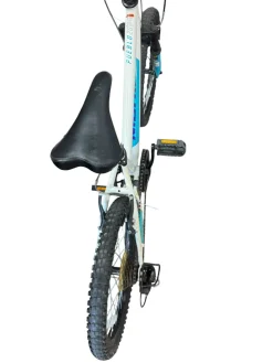Used Nishiki PUEBLO 20 Hybrid/City Bike Boys White 20"