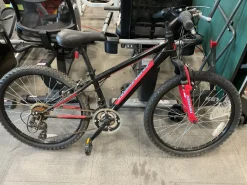 Used Nishiki PUEBLO 24 Mountain Bike Womens Red 43-47cm - 17-18