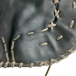 Used Nokona CUSTOMN60 BB/SB First Base RH Throw Black 12 3/4