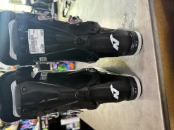 Used Nordica CRUISE SW Womens DH Ski Boot Black 265 MP - M08.5 - W09.5