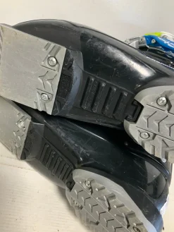 Used Nordica FIREARROW TEAM 2 Boys DH Ski Boot Black 220 MP - J04 - W05