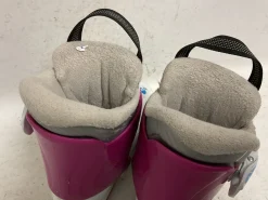 Used Nordica LITTLE BELLE 1 Girls DH Ski Boot Pink And White 185 MP - Y12