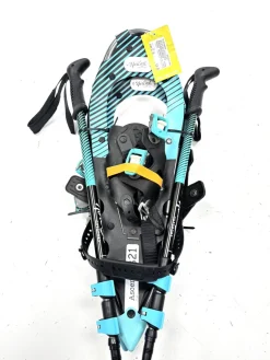 Used NOREAST SNOWSHOES W/ HIKING POLES Snowshoes Mens Teal 21"