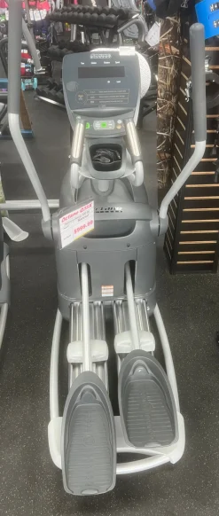 Used Octane Q35X Programmable Elliptical