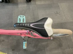 Used Pacific BUBBLE POP GIRLS BIKE Cruiser Bike Girls Pink 20"