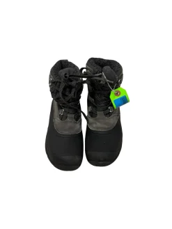 Used QUEST Size 8 Snow Boots