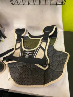 Used Rawlings CATCHERS GEAR SET Catchers Chest Protector Camouflage Intermed