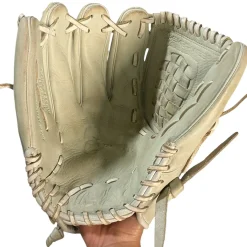 Used Rawlings GOLD GLOVE ELITE LH Throw Fastpitch Gloves White 12 1/2