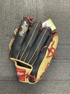Used Rawlings HIGHLIGHT BB/SB First Base LH Throw Black 11 1/2