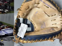 Used Rawlings LIBERTY ADVANCED BB/SB Catchers RH Throw None 34