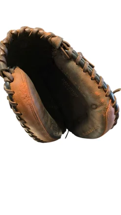 Used Rawlings PREMIUM SERIES BB/SB Catchers RH Throw Black 32 1/2"