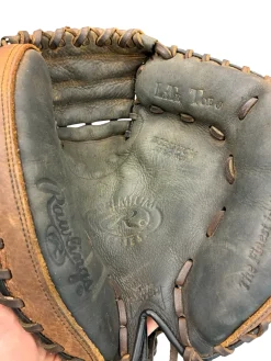 Used Rawlings PREMIUM SERIES 32.5 BB/SB Catchers RH Throw Black 32 1/2"