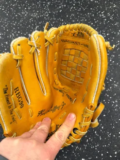 Used Rawlings RBG90 BB/SB First Base LH Throw Brown 11