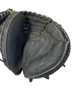 Used Rawlings RENEGADE BB/SB Catchers RH Throw Black 31 1/2"