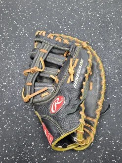 Used Rawlings RFB BB/SB First Base RH Throw Black 13"