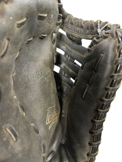 Used Rawlings RFB RENEGADE BB/SB First Base LH Throw Black 12 1/2"