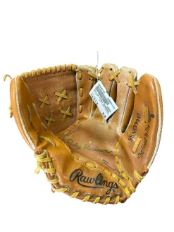 Used Rawlings RICKEY HENDERSON BB/SB Glove RH Throw Black 10 1/2"