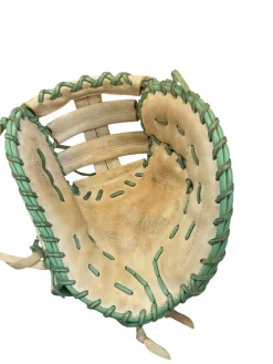 Used Rawlings RLADCTSBWM BB/SB First Base RH Throw White 13"