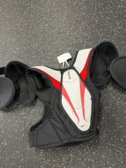Used Reebok 14K SP Junior Shoulder Pads MD