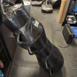 Used RING TO CAGE Boxing Heavy Bag Black 60 lb
