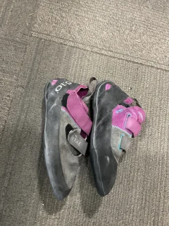 Used ROGUE 5.10 CLIMBING SHOES Climbing Shoes Senior 6