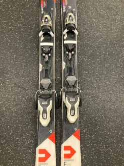 Used Rossignol EXPERIENCE RTL Mens DH Ski/Binding White 142 cm