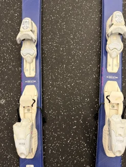 Used Rossignol PRO EXPERIENCE Womens DH Ski/Binding Navy Blue 140 cm